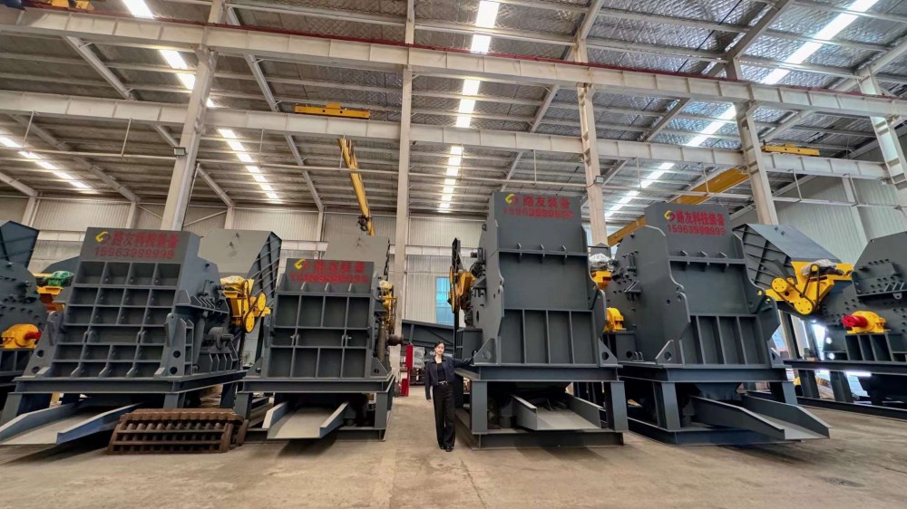 1400馬力屬于定制款，一般中等規(guī)模老板會選擇2000馬力或以上，考慮到給后續(xù)發(fā)展保留空間。