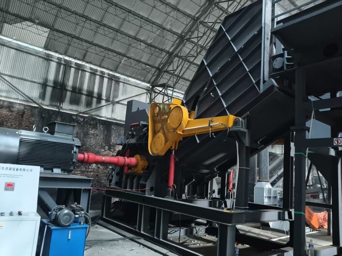 恭賀李老板平地起高樓，破碎?分選線完成安裝，靜待佳音。