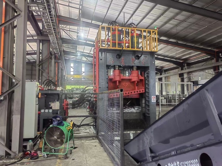 國外地區(qū)路友630龍門剪調試順利，稍后將正式展開生產