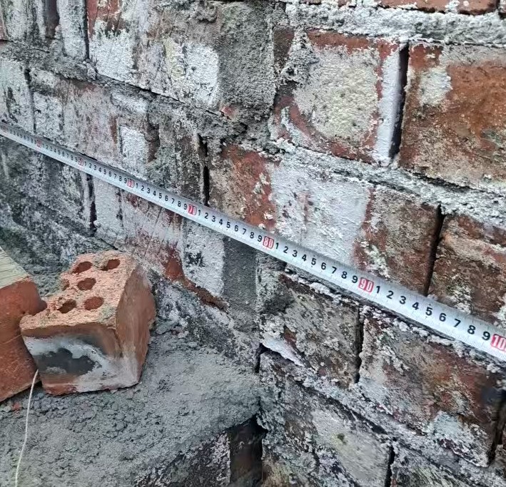 經過金屬破碎機加工過的破舊鐵搖身一變色澤光亮顆粒均勻